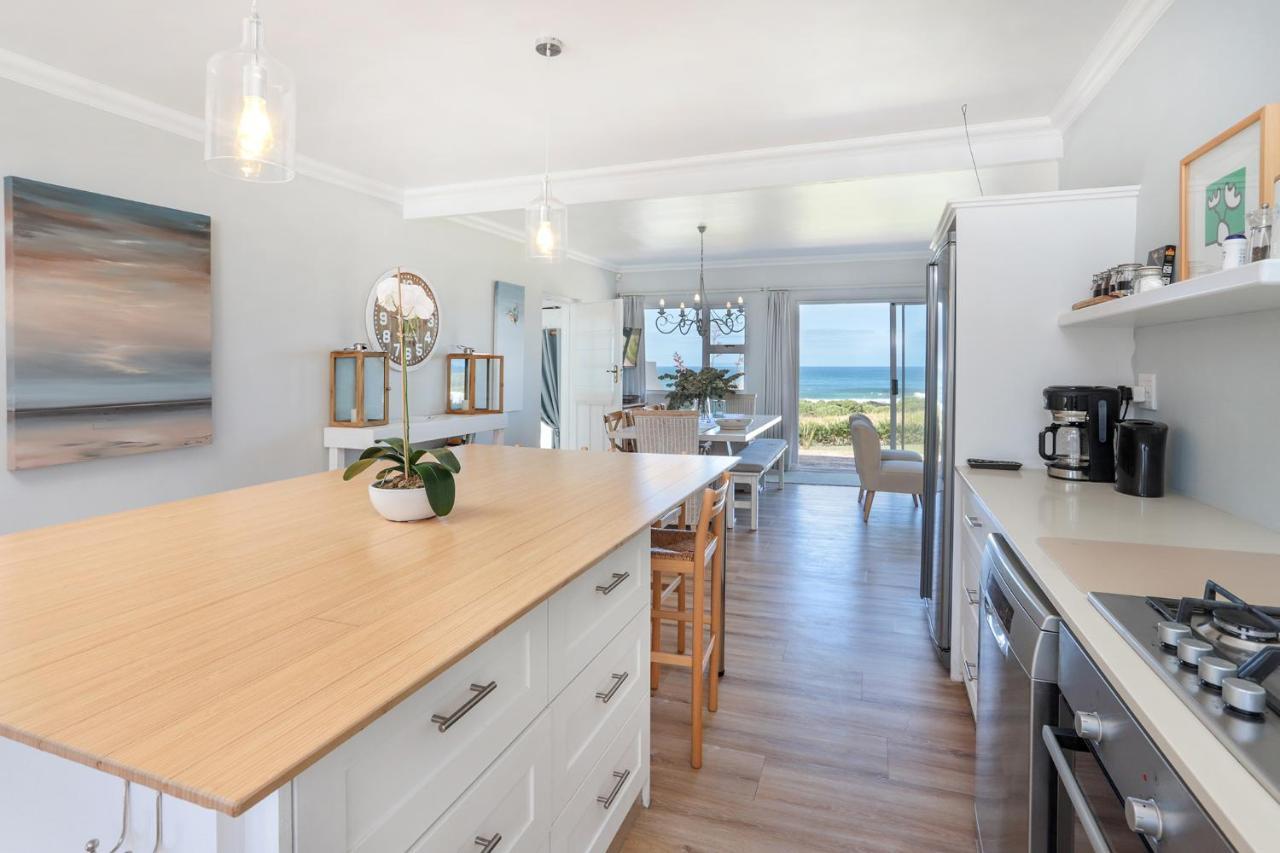 Seapearl Oceanfront Villa And Cottage Hermanus Exterior photo
