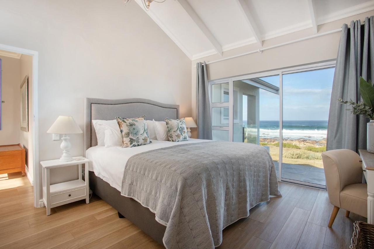 Seapearl Oceanfront Villa And Cottage Hermanus Exterior photo