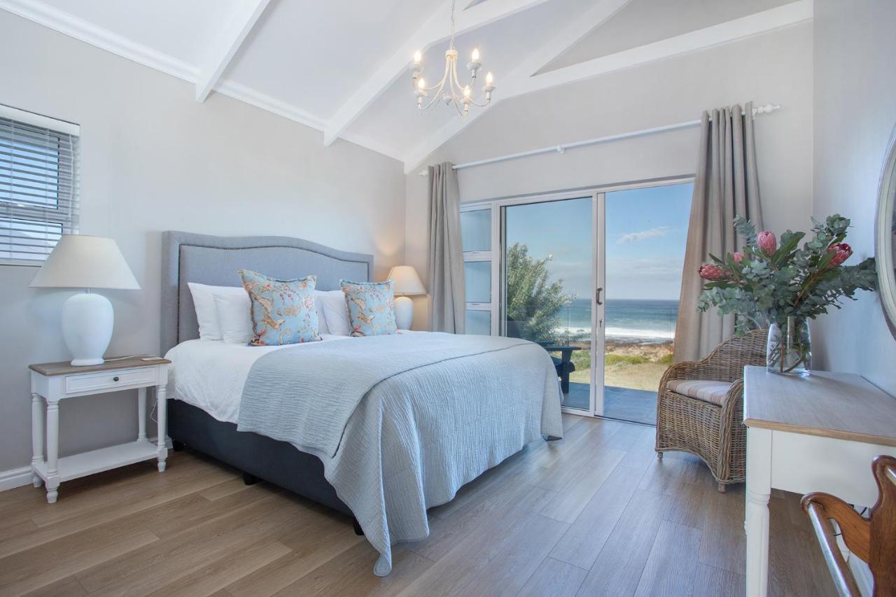 Seapearl Oceanfront Villa And Cottage Hermanus Exterior photo