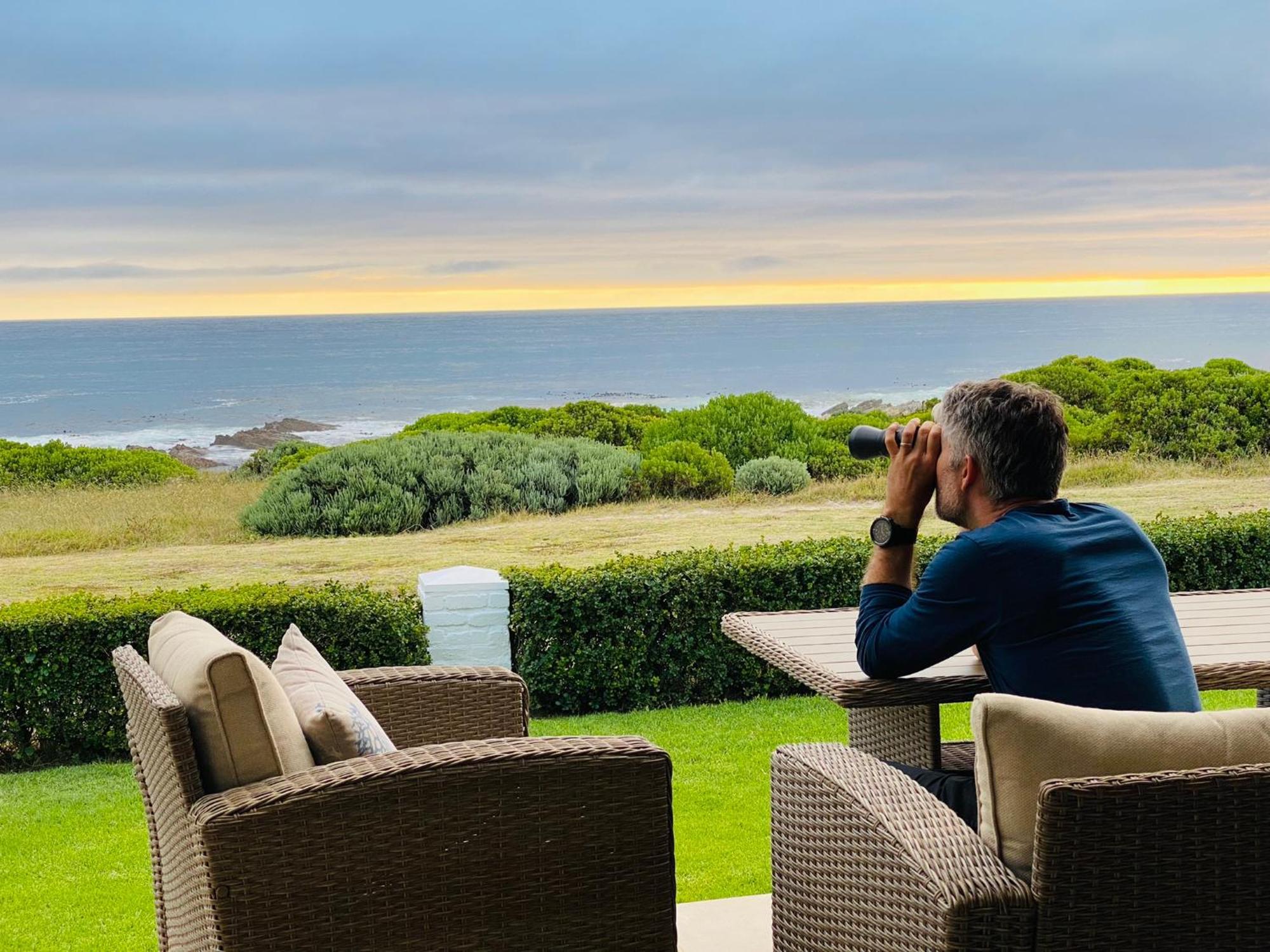Seapearl Oceanfront Villa And Cottage Hermanus Exterior photo