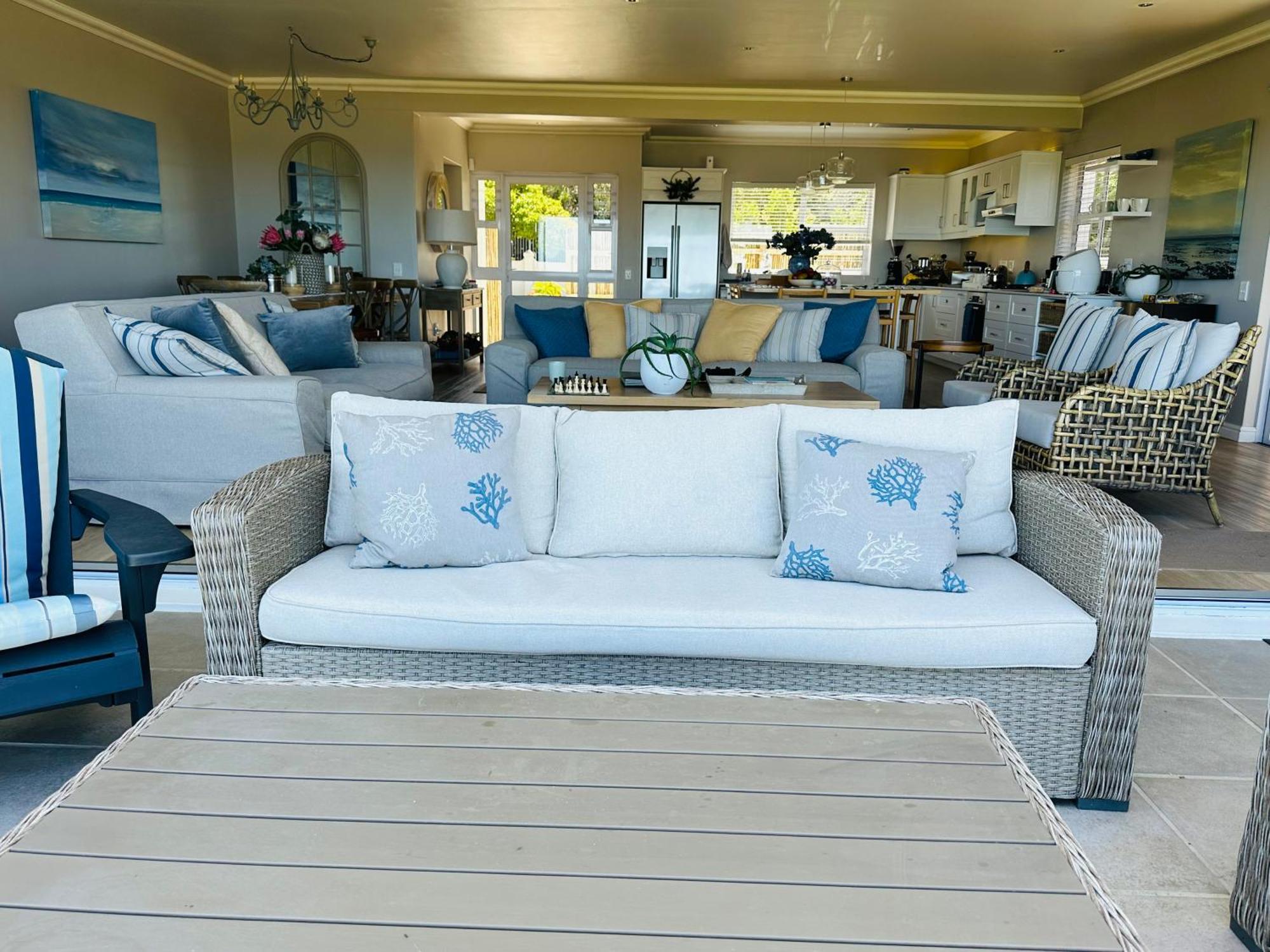 Seapearl Oceanfront Villa And Cottage Hermanus Exterior photo