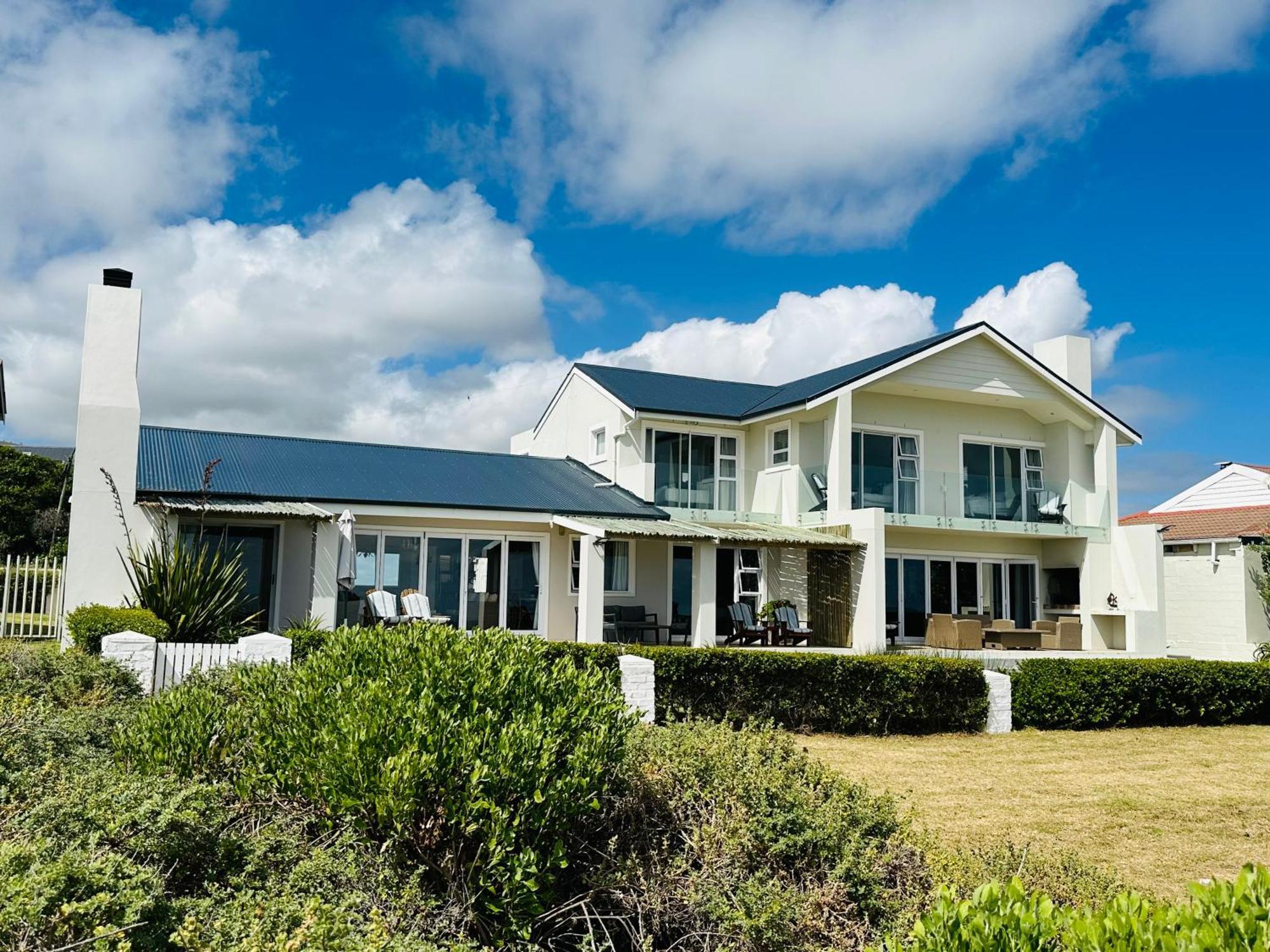 Seapearl Oceanfront Villa And Cottage Hermanus Exterior photo